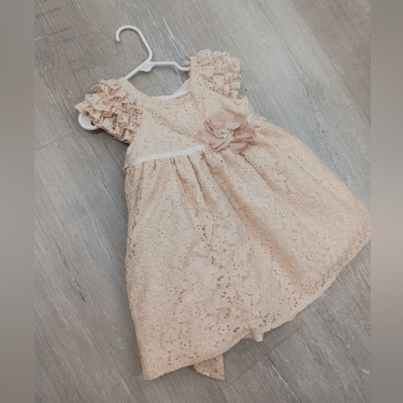 LAURA ASHLEY DAISY EMBROIDED DRESS - Picture 1 of 6